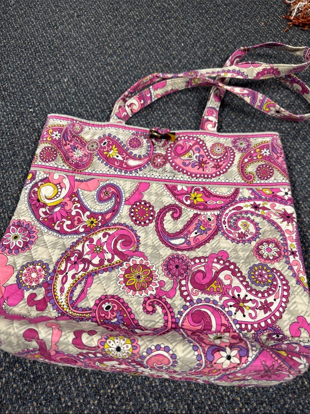 Vera Bradley tote // 100508